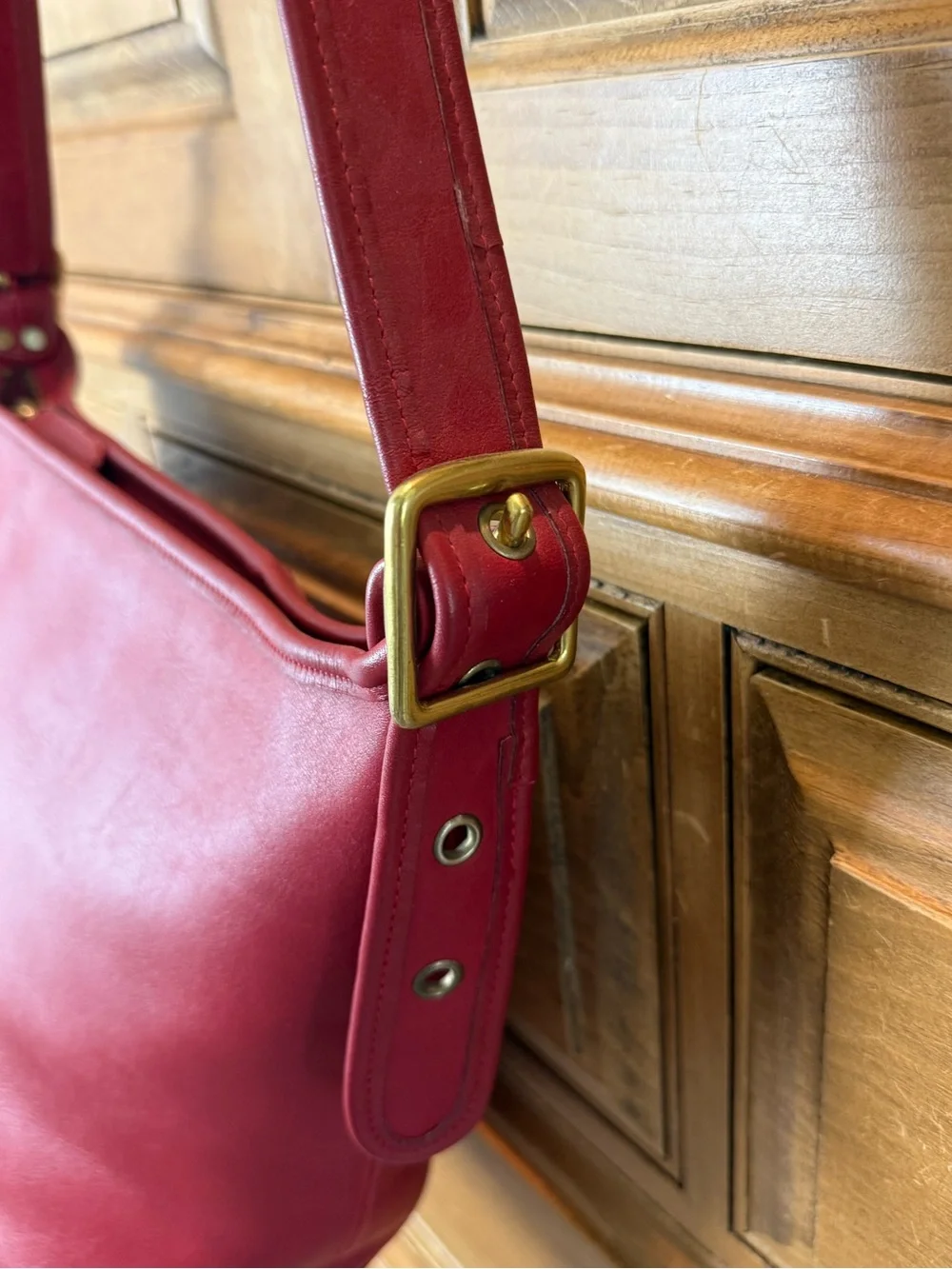 Coach Vintage Classic Red Leather Bucket Shoulder Bag 9953 - Picture 3 of 9